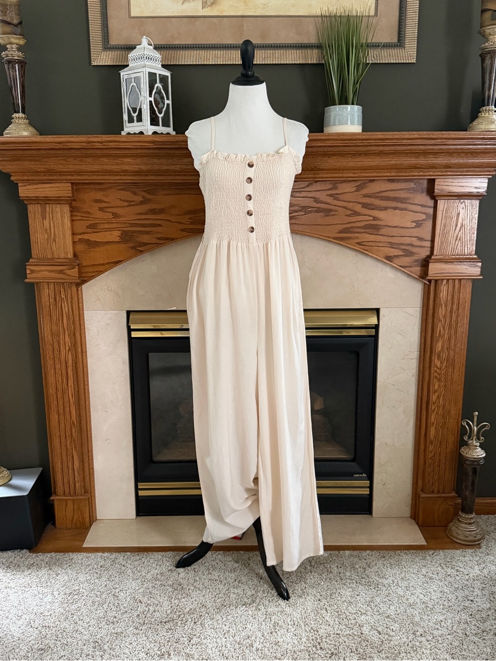 VENUS Cream Linen Blend Smocked Bodice Wide-Leg Jumpsuit Size 10 NWOT